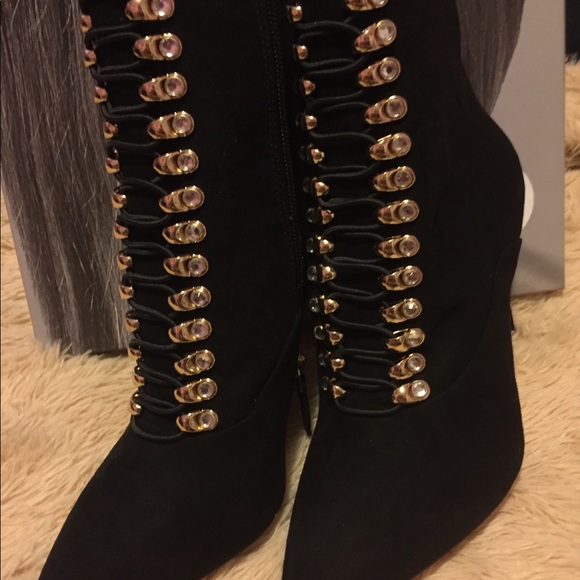 J Lo short high heel boots - Picture 2 of 3